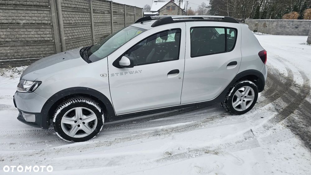 Dacia Sandero Stepway TCe 90 (S&S) Celebration - 11