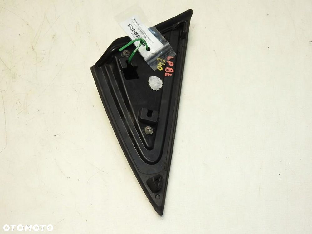 TRÓJKĄT OSŁONA BŁOTNIKA LEWY PRZÓD HYUNDAI I40 861803Z000 - 3