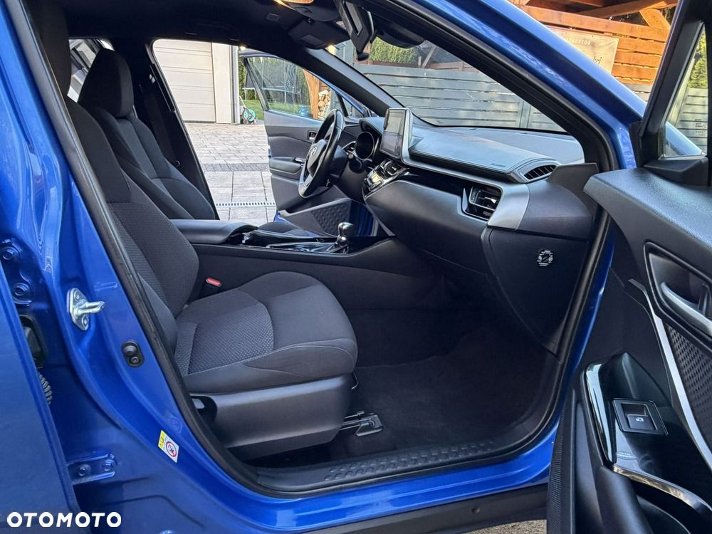 Toyota C-HR - 9