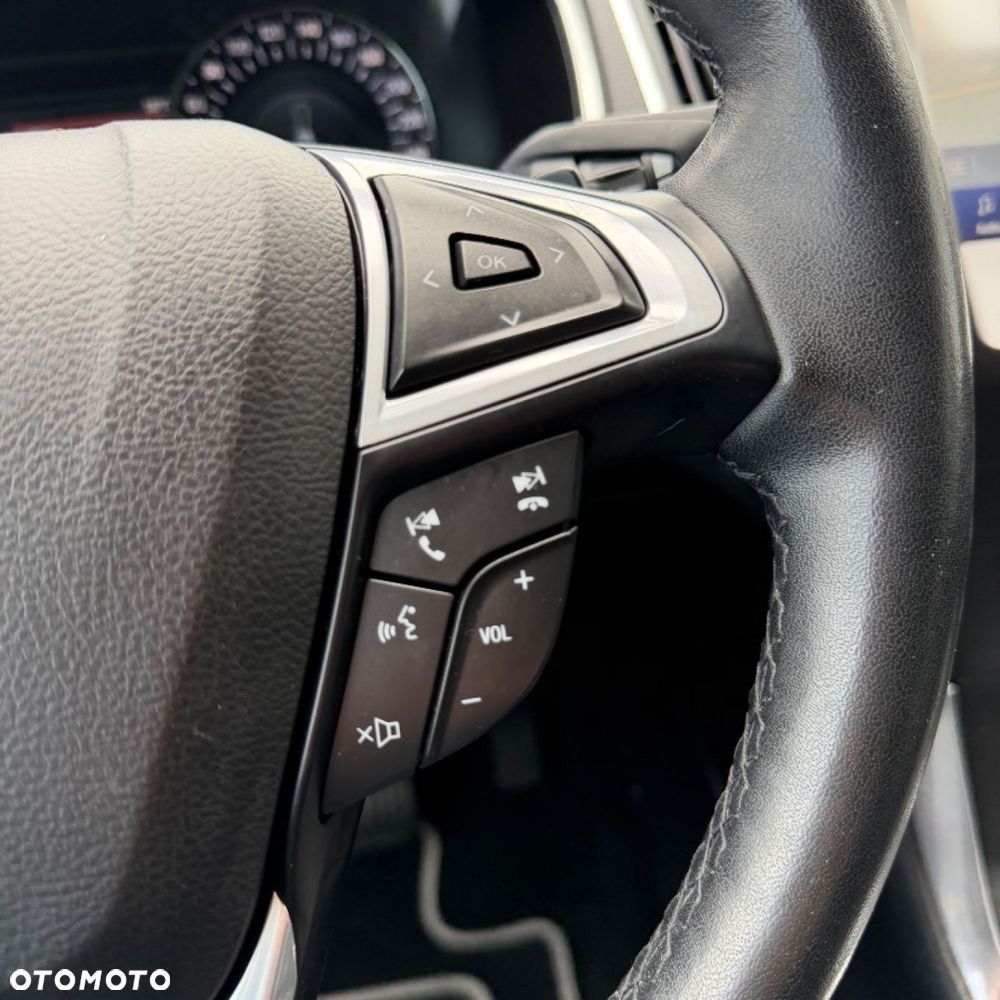 Ford S-Max - 26