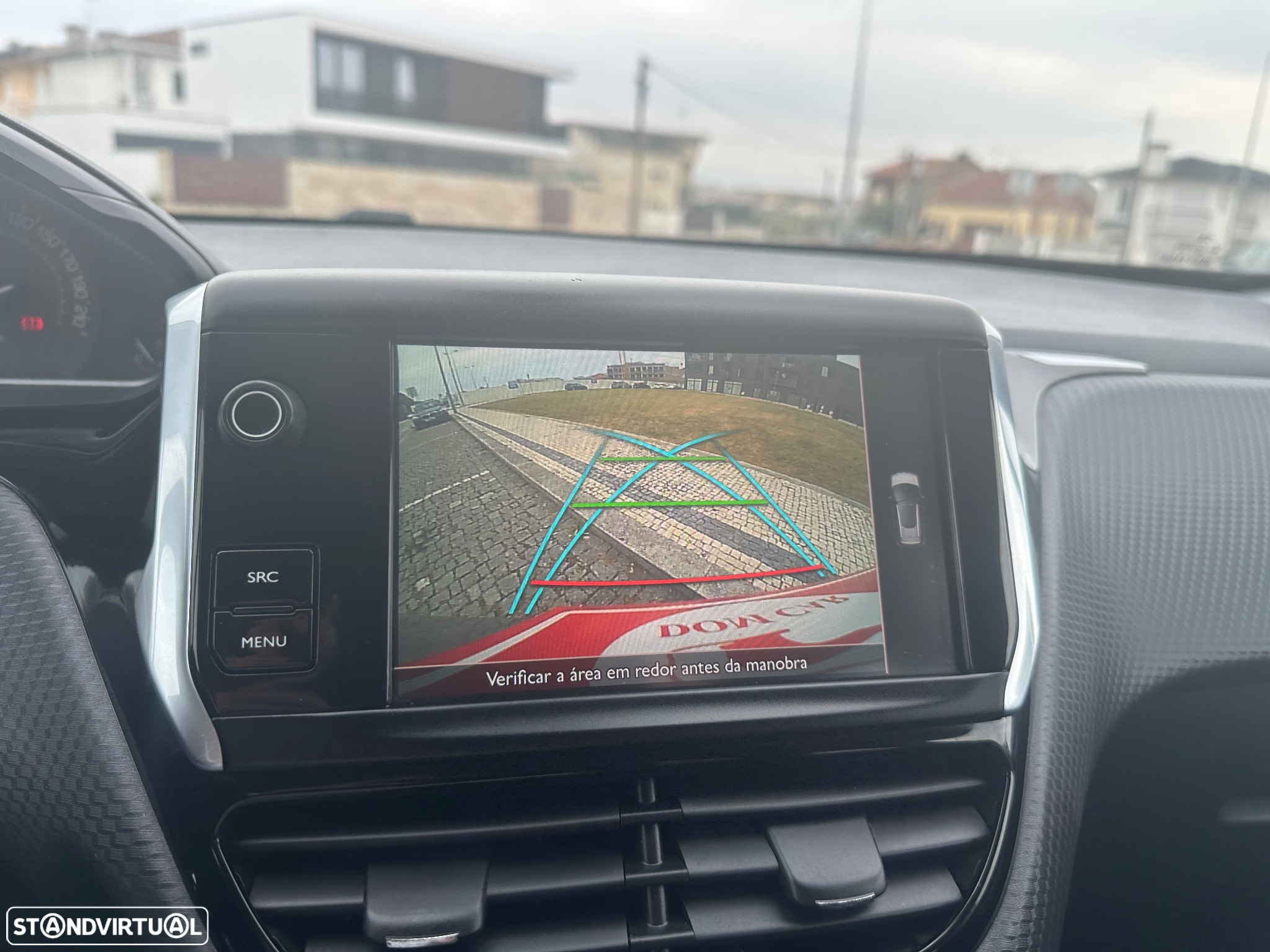 Peugeot 2008 1.2 PureTech Active - 19
