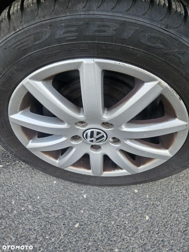 Volkswagen Jetta - 5