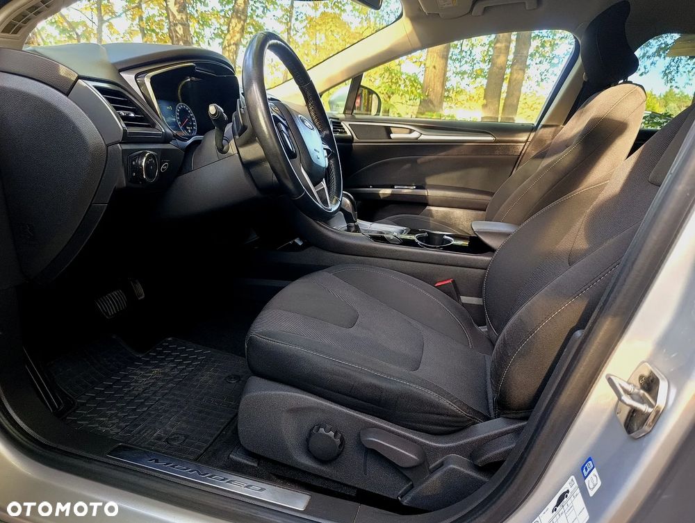Ford Mondeo - 16