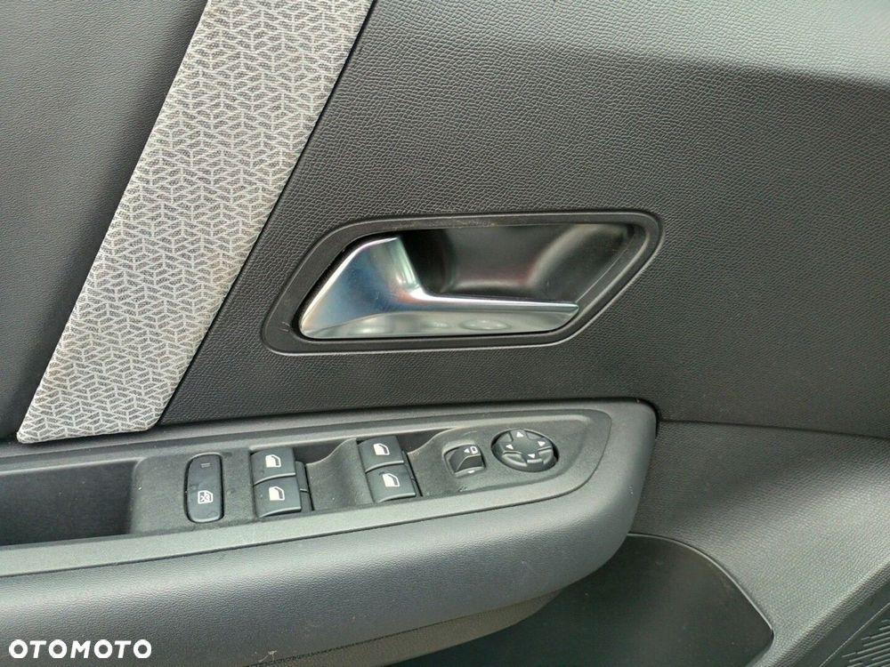 Citroën C4X 1.2 PureTech Plus S&S EAT8 - 18