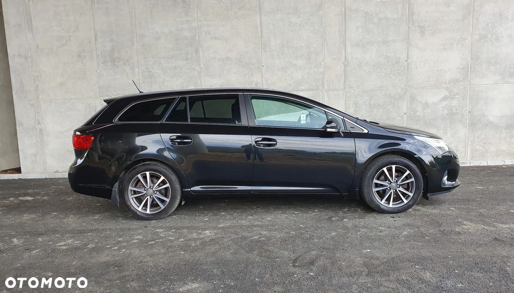 Toyota Avensis 1.8 Multidrive S Executive - 8