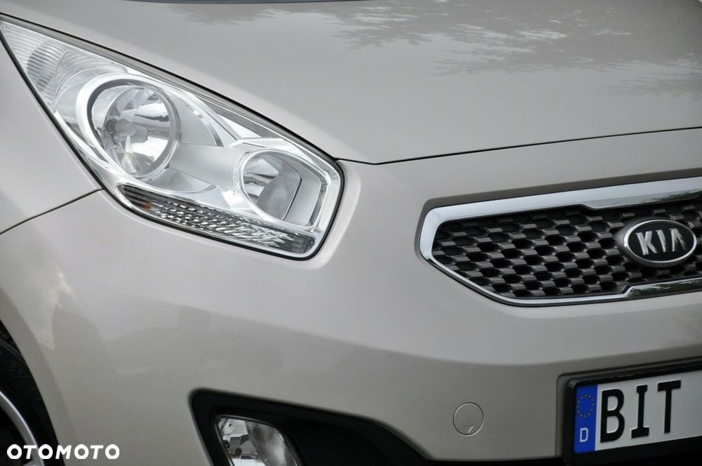 Kia Venga - 12