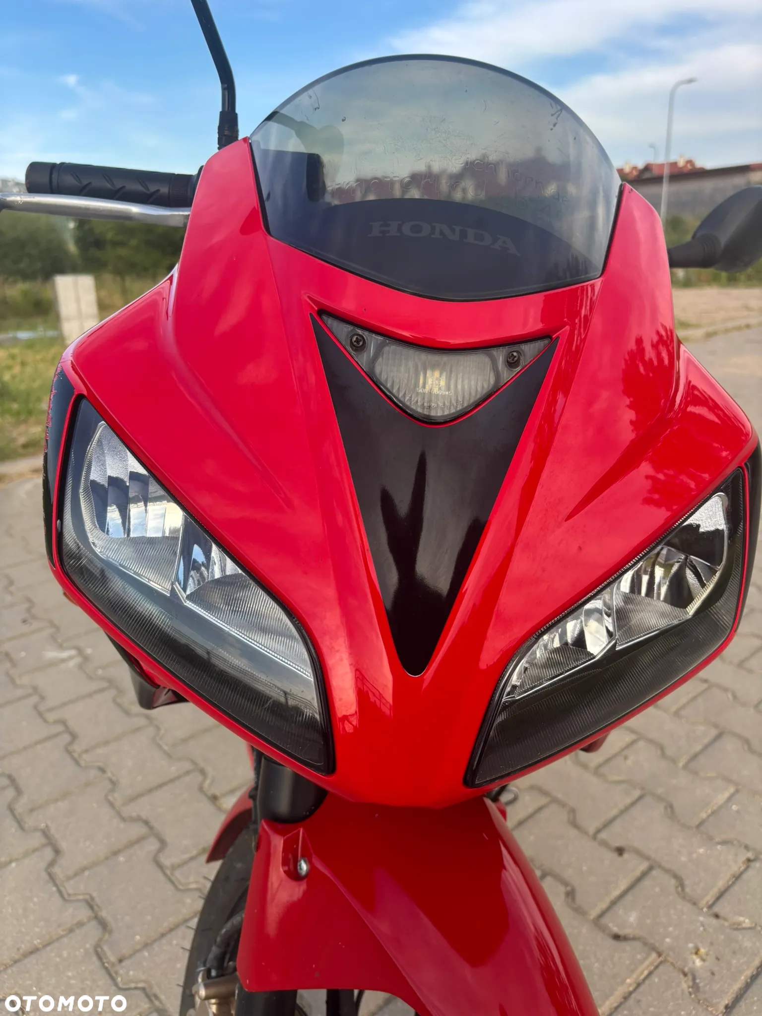 Honda CBR - 6