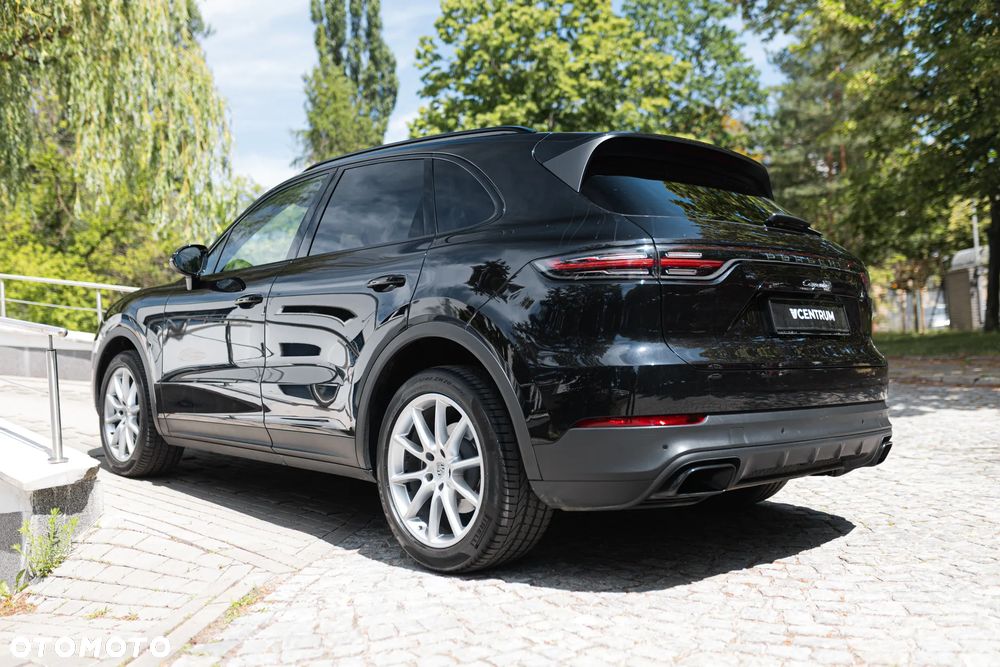 Porsche Cayenne Standard - 10