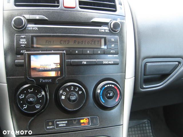 Toyota Auris 1.6 Luna - 19