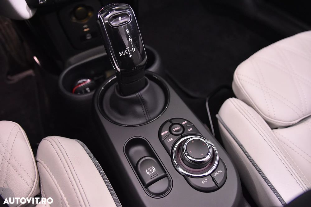 Mini John Cooper Works - 25