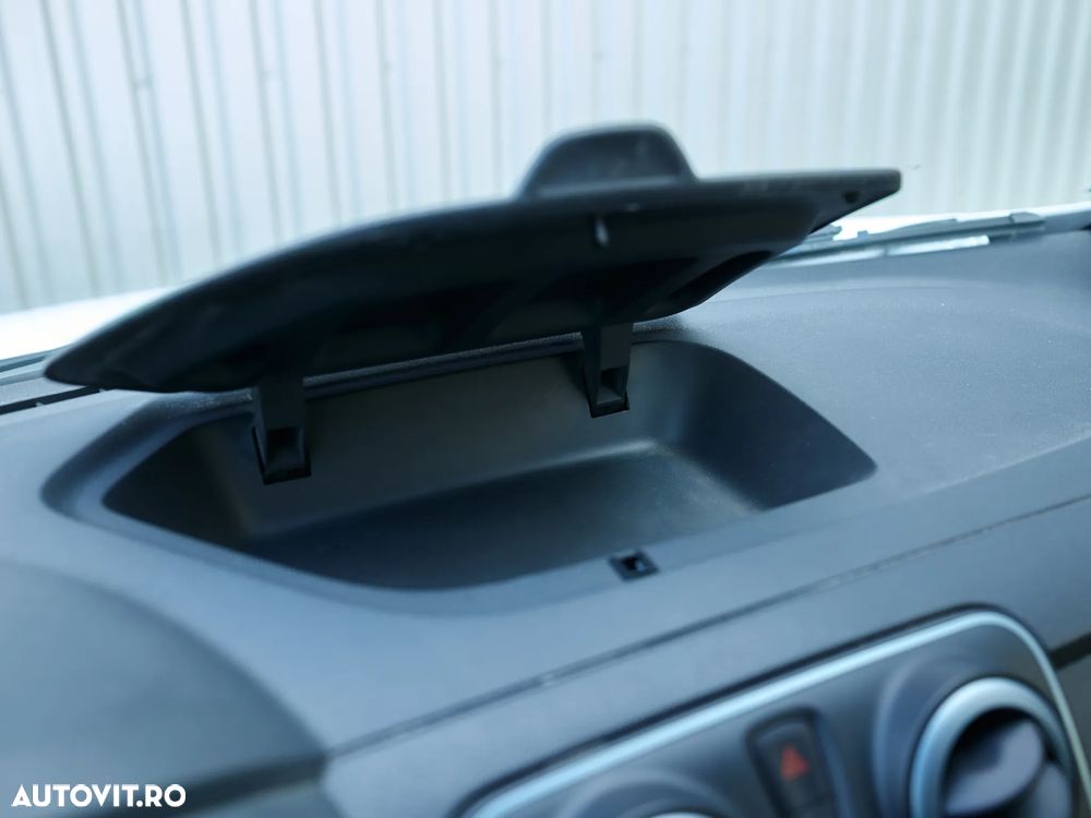 Dacia Lodgy TCe 115 Stepway - 23