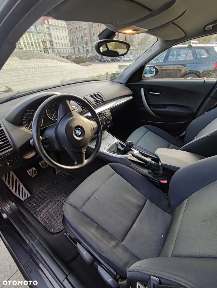 BMW Seria 1 - 12