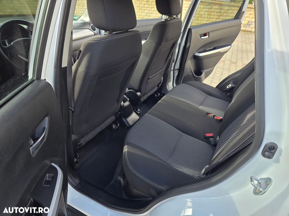 Suzuki Vitara 1.6 DDIS (4x4) Allgrip Comfort - 21