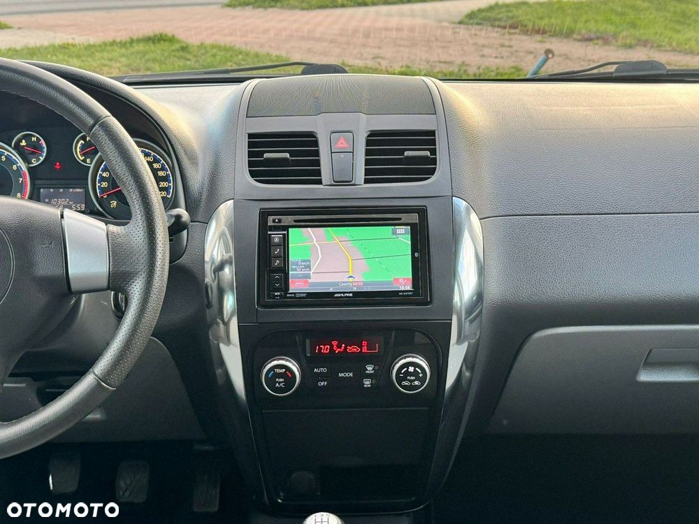 Suzuki SX4 1.6 Comfort - 20