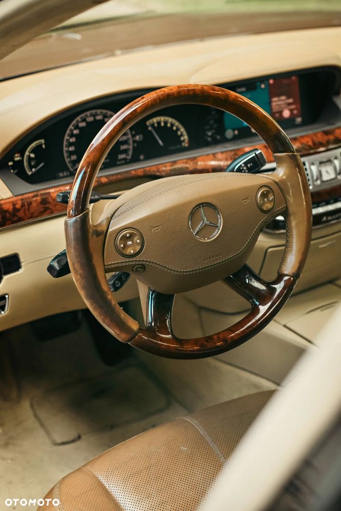 Mercedes-Benz Klasa S - 21