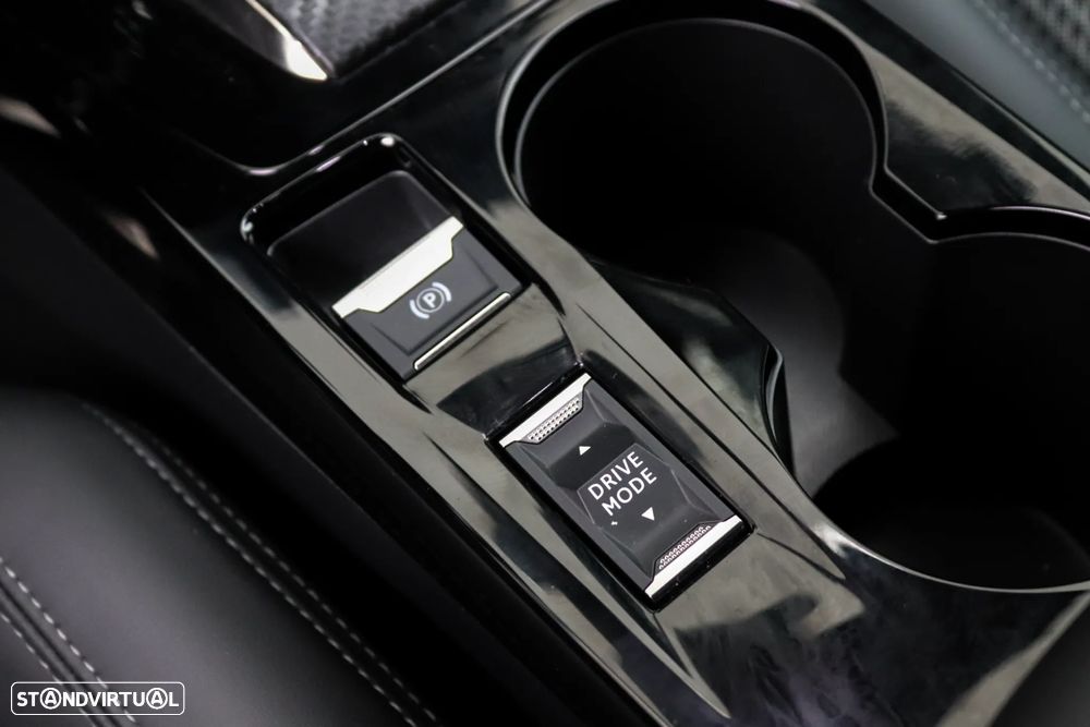 Peugeot e-2008 50 kWh GT - 24