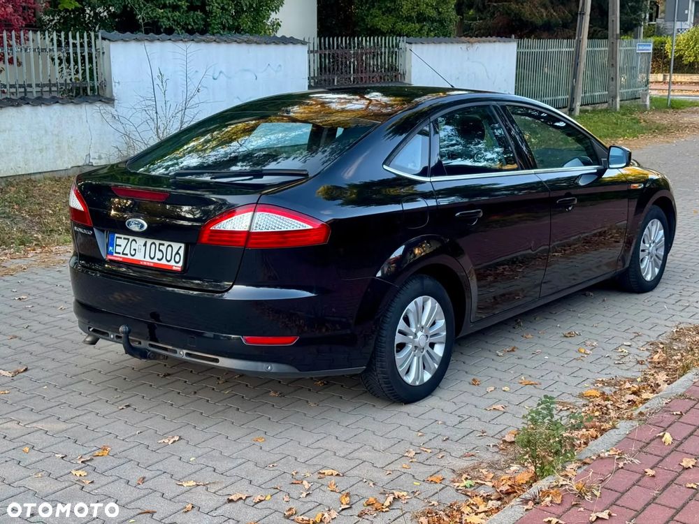 Ford Mondeo - 17