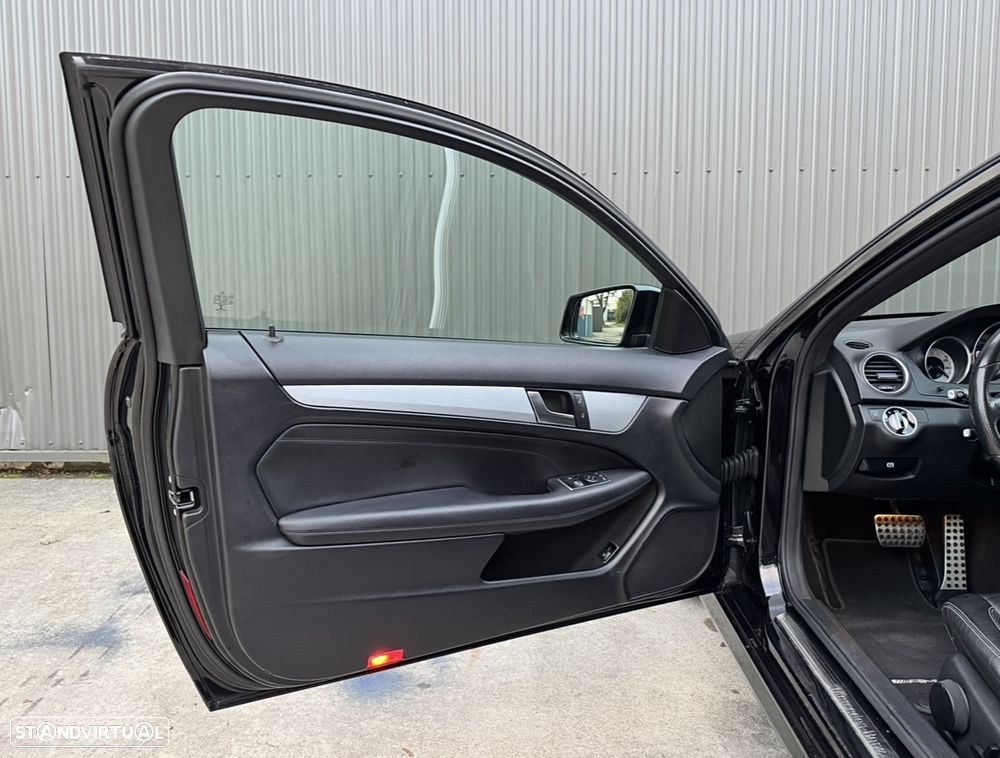 Mercedes-Benz C 220 CDI Coupe 7G-TRONIC Edition - 13