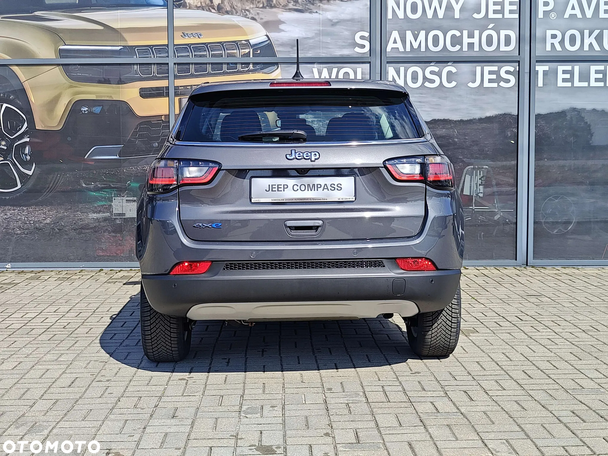 Jeep Compass - 8