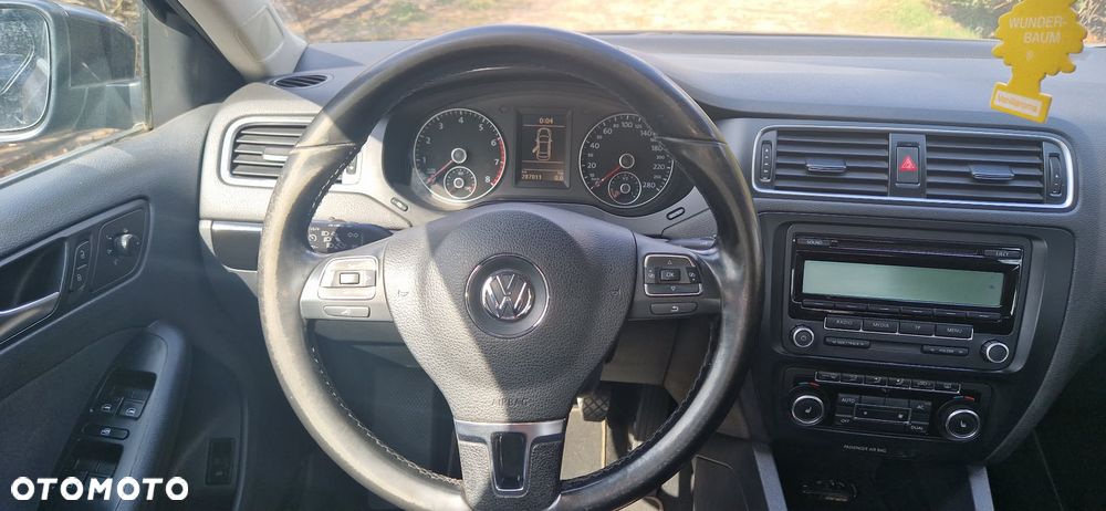 Volkswagen Jetta 1.2 TSI Comfortline - 10
