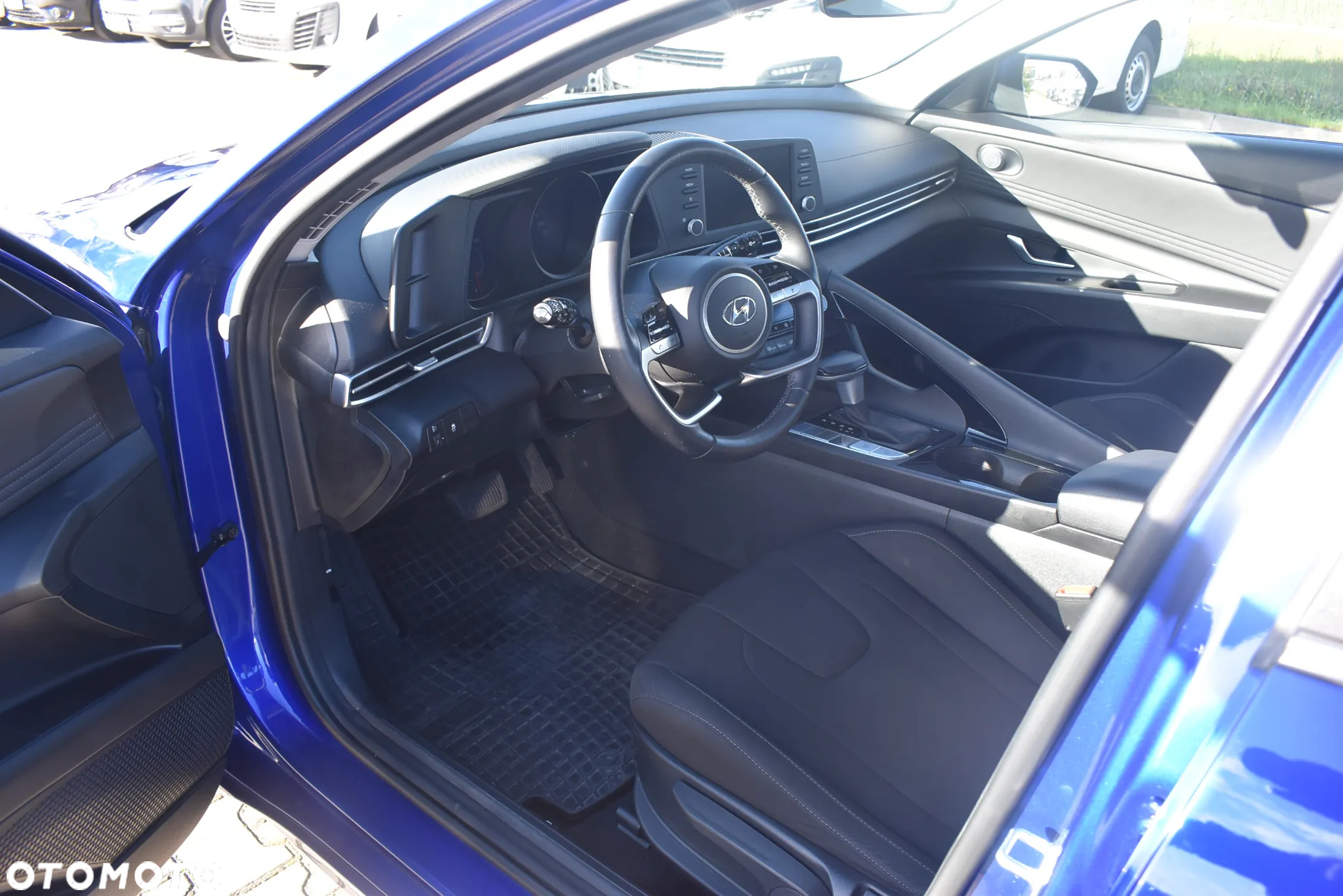 Hyundai Elantra 1.6 Smart CVT - 9