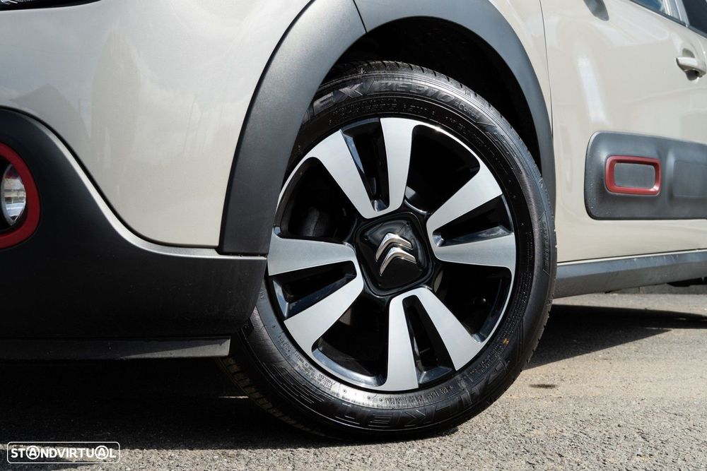 Citroën C3 1.2 PureTech Shine - 31