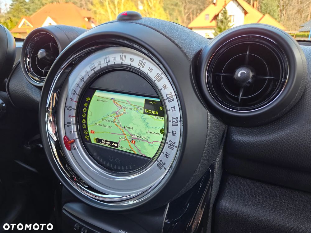 MINI Countryman Cooper D - 18
