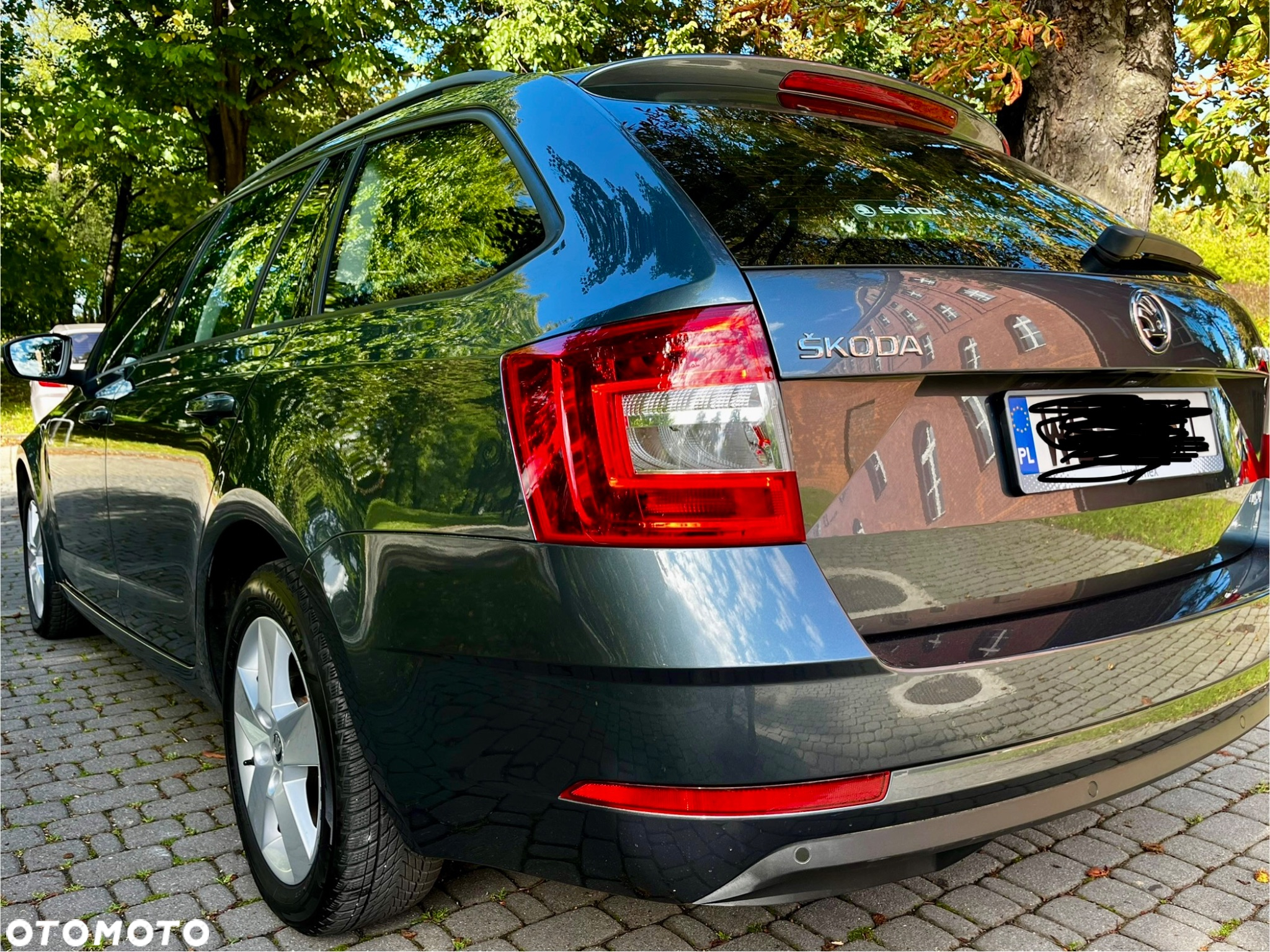 Skoda Octavia 2.0 TDI 4x4 Ambition DSG - 21