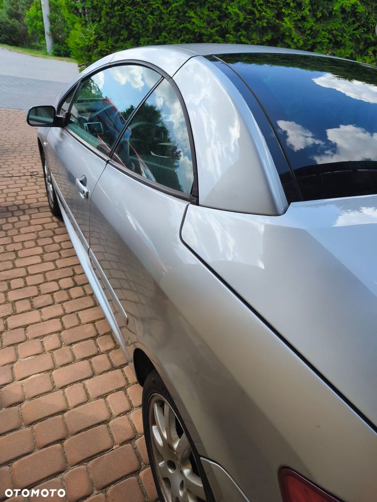 Peugeot 307 CC 1.6 Intense - 10
