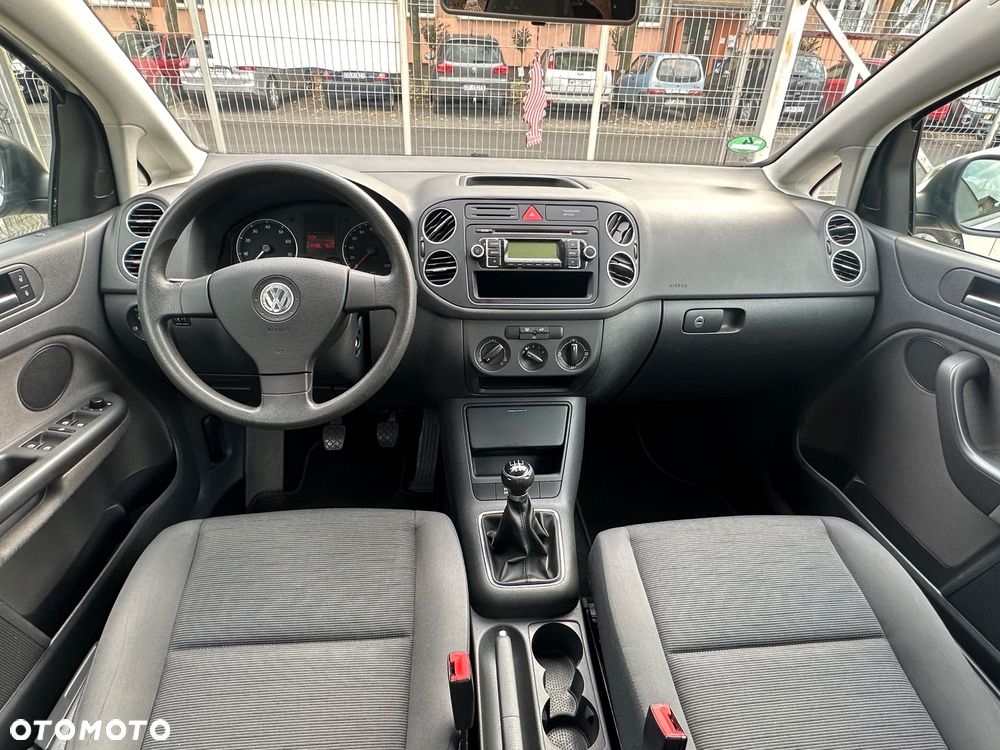 Volkswagen Golf Plus - 21