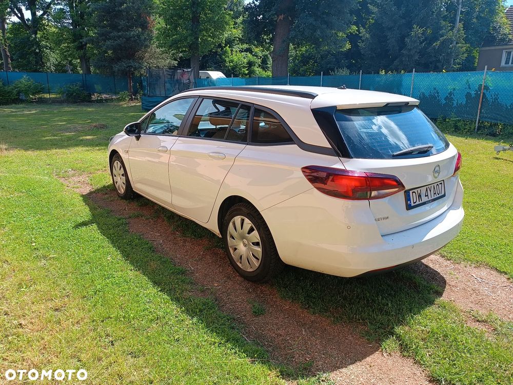 Opel Astra 1.6 CDTI Sport - 19