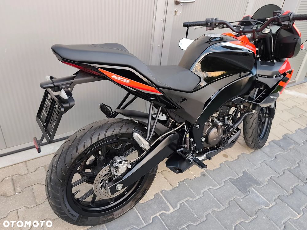 Aprilia Tuono - 9