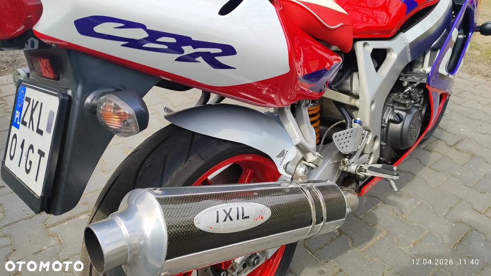 Honda CBR - 19