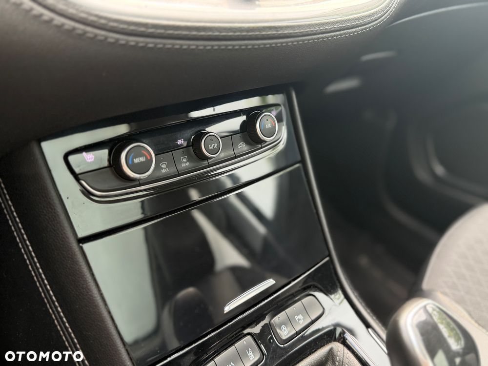 Opel Grandland X - 34