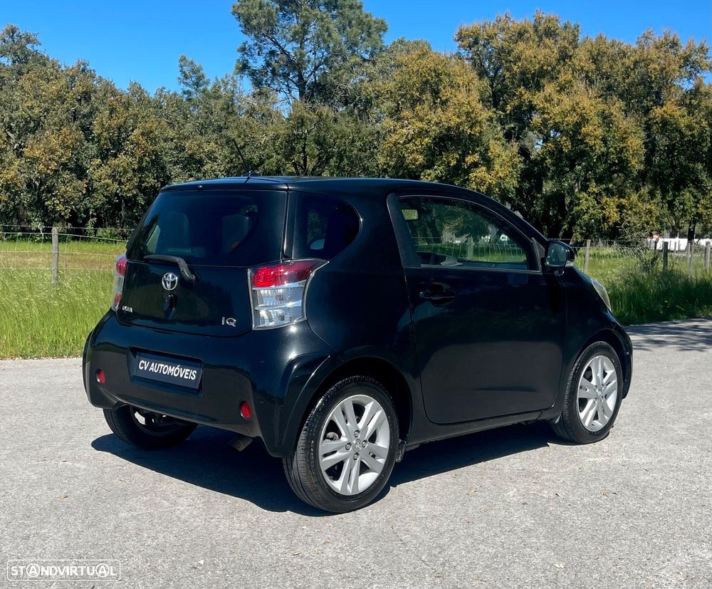 Toyota iQ 1.33 VVT-i 2 MultiDrive EP+NAVI+Bluetooth - 4
