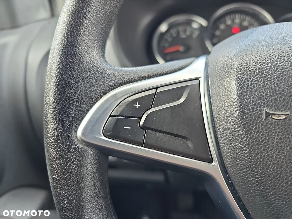 Dacia Lodgy 1.6 SCe Connected by Orange S&S - 13