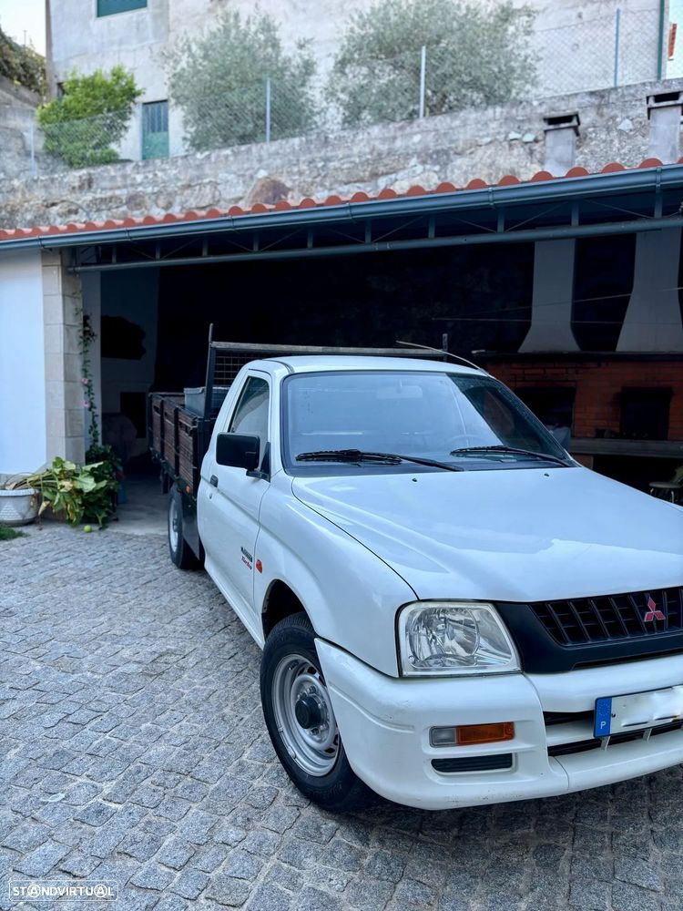 Mitsubishi L200 - 9