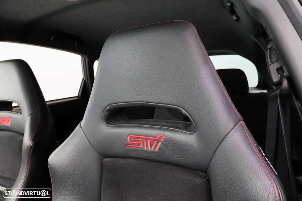 Subaru Impreza 2.5 WRX STi - 17