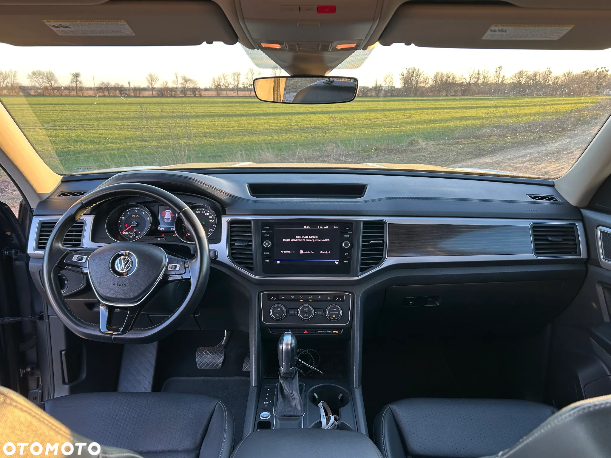 Volkswagen Atlas - 11