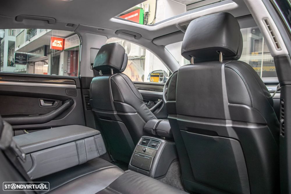 Audi S8 5.2 FSi V10 quattro - 27