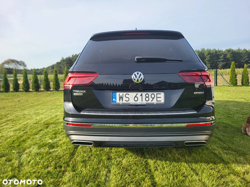 Volkswagen Tiguan Allspace 2.0 TSI 4Mot Highline DSG - 6