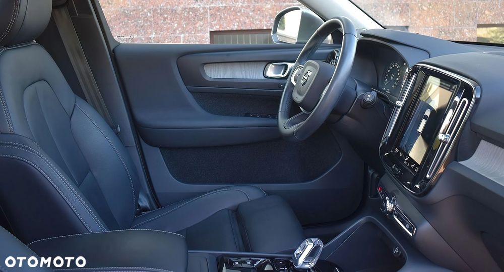 Volvo XC 40 T5 AWD Geartronic Inscription - 9