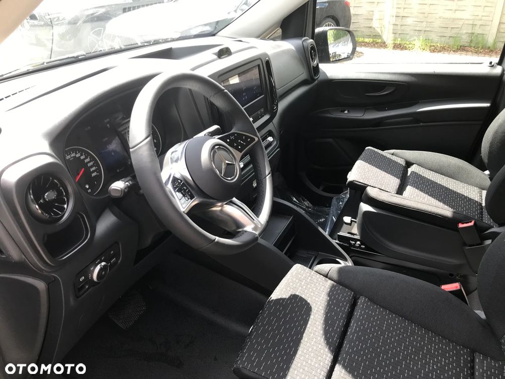 Mercedes-Benz Vito Tourer L2 Pro 9G-Tronic 447.703 - 11