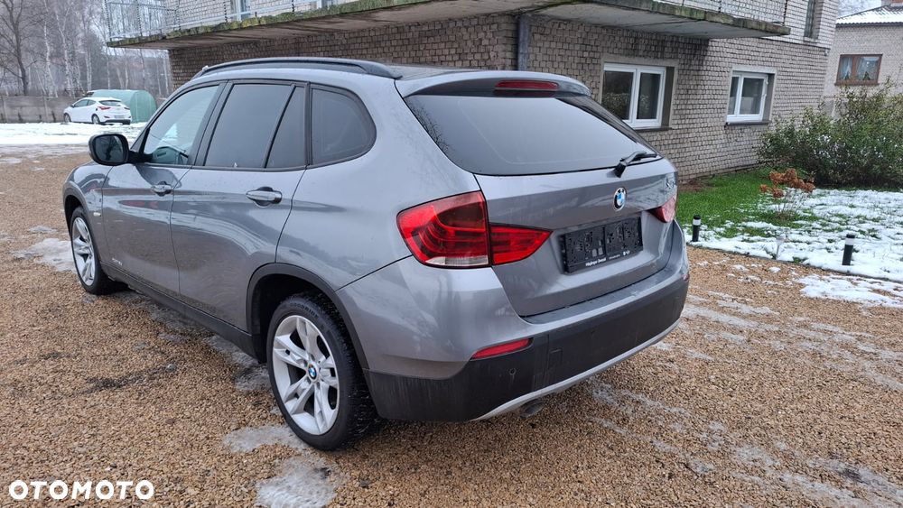 BMW X1 xDrive18d - 8