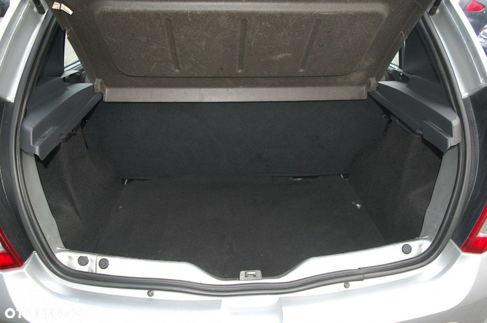 Dacia Sandero - 27