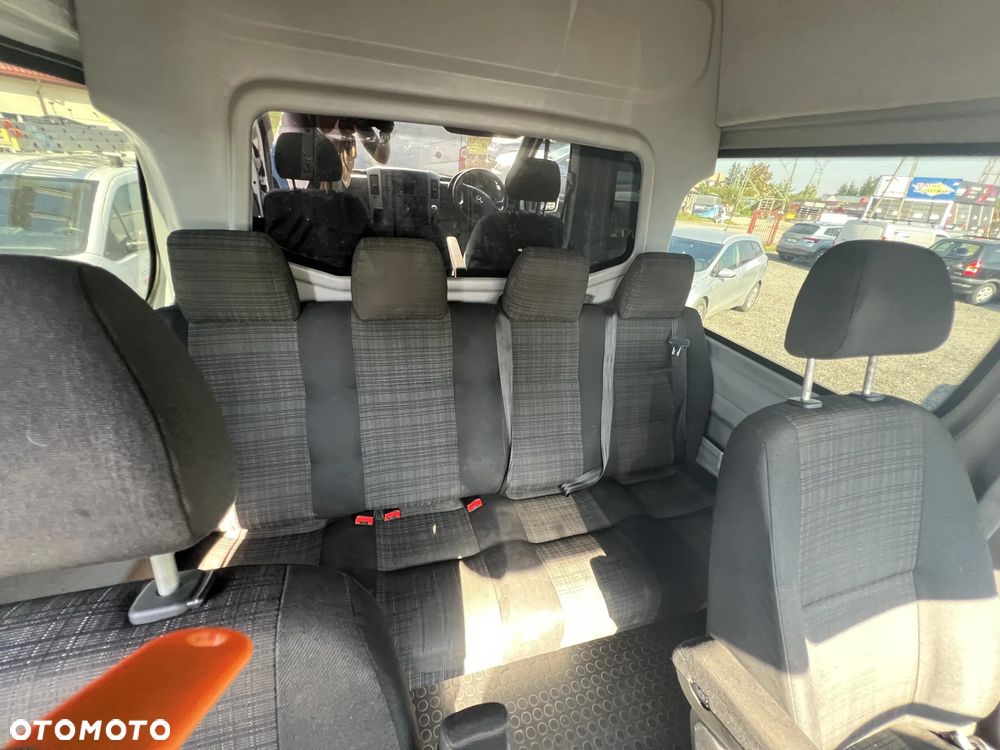 Mercedes-Benz Sprinter - 9