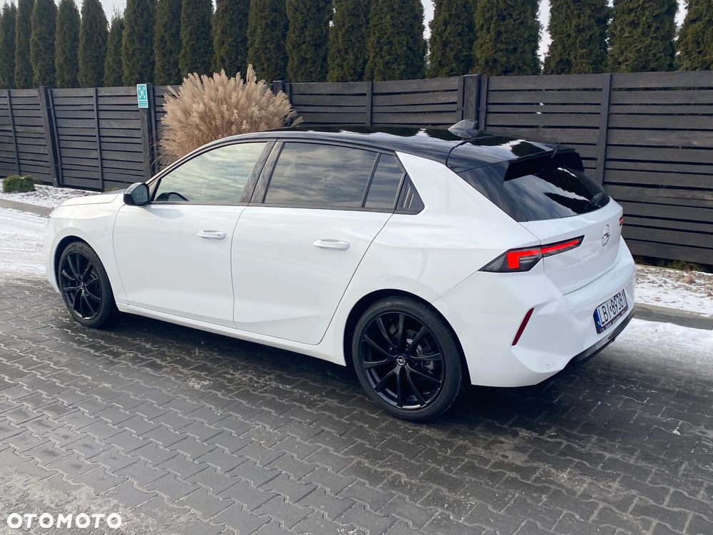 Opel Astra 1.2 Turbo Business Edition - 3