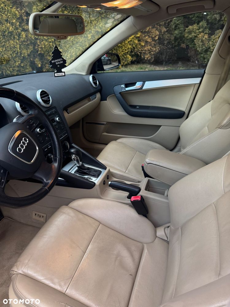 Audi A3 Sportback - 12