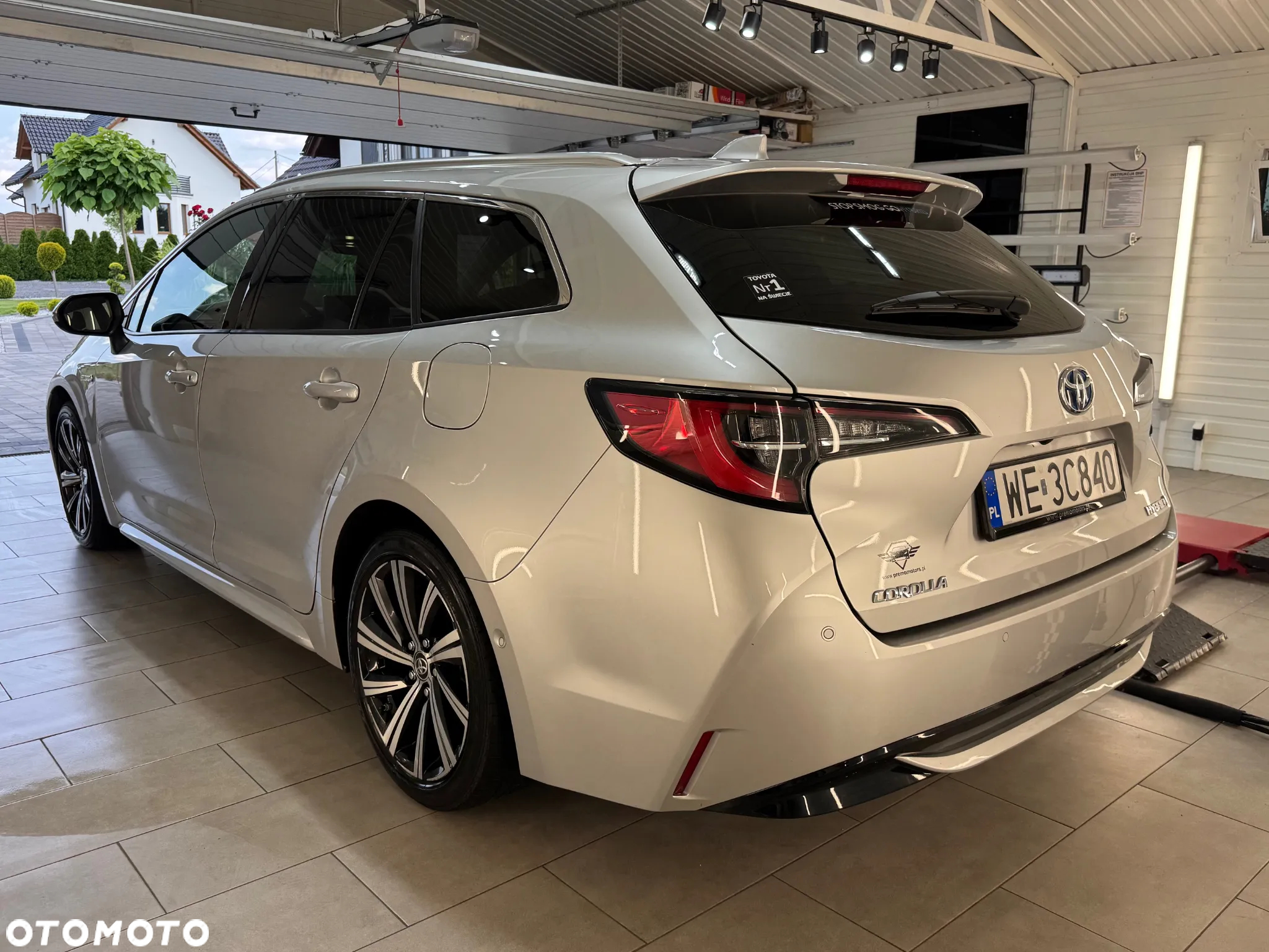 Toyota Corolla 2.0 Hybrid Comfort - 8