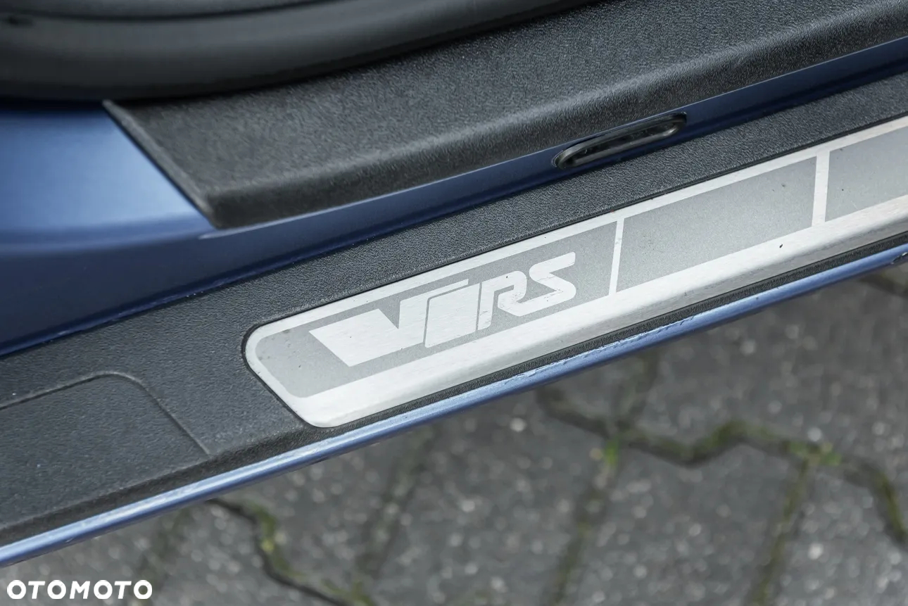 Skoda Octavia Combi 2.0 TSI RS - 27